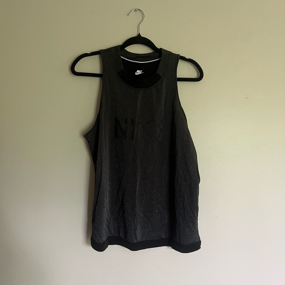 Nike Black Sleeveless Tank Top size large athleisure workout gym athletic